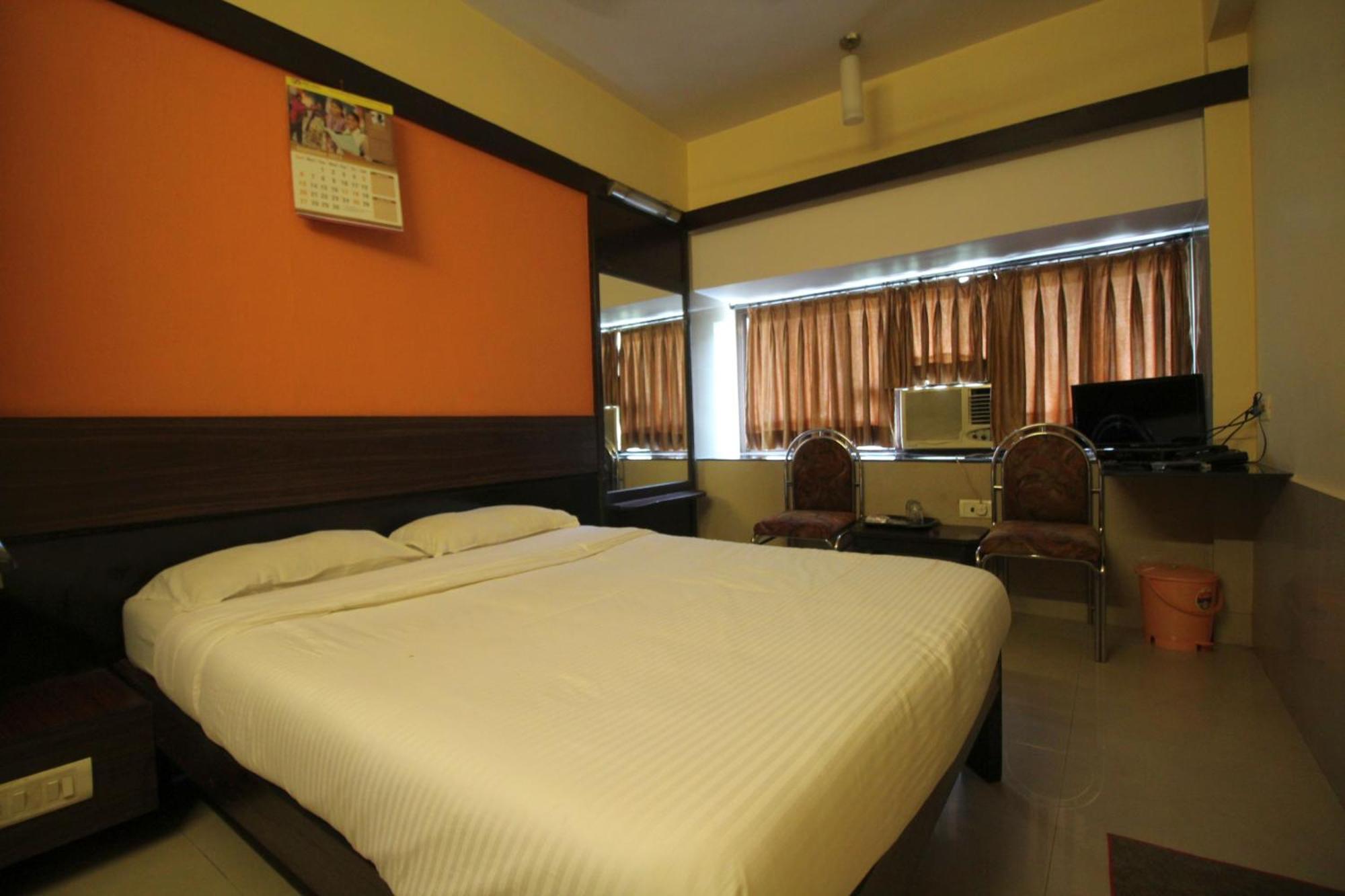 Hotel Golden Palace Pvt Ltd — Photos 1